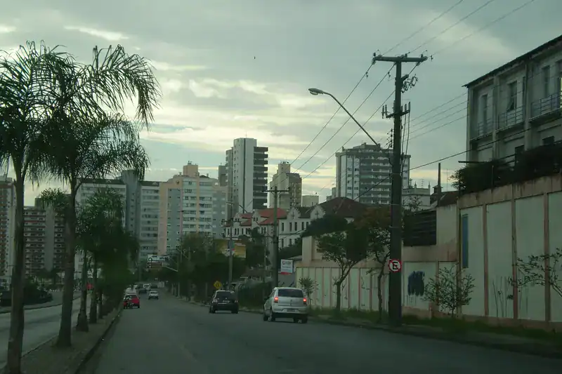 Fachada do Hospital Cajuru, no bairro Cajuru, Curitiba